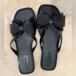 Black Bow-Accent Women's Slide Sandals